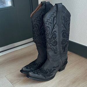 Circle G Black Embroidered Heeled Boots